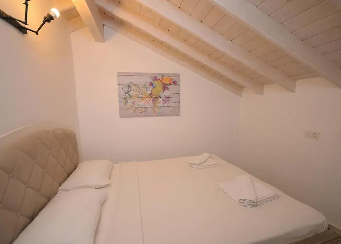 Brothers Ξενοδοχείο 3*