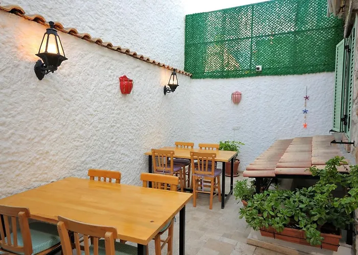 Ξενοδοχείο Brothers 3*