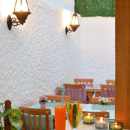 Brothers Boutique Hotel 3*