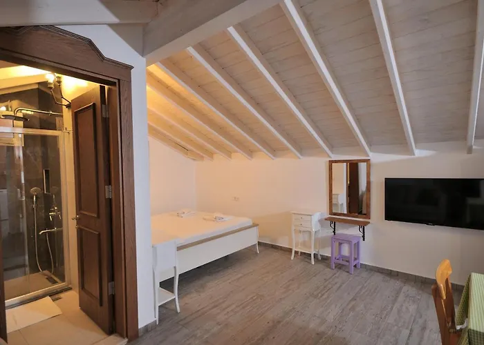 Hotel Brothers Çeşme